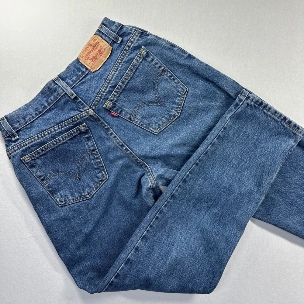 Vintage Y2K Levi's 550 Relaxed Tapered Mom Jeans Women 10 M Blue Denim High Rise